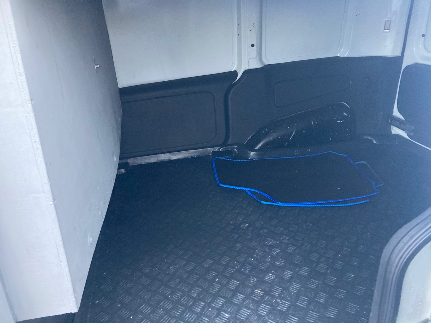 Used Vauxhall Combo 2010 for sale - 77393630: Photo 9