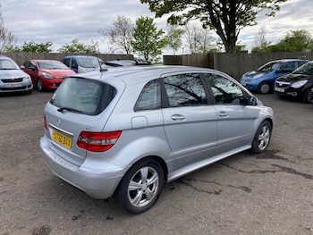 Used Mercedes-Benz B Class 2010 for sale - 78488646: Photo