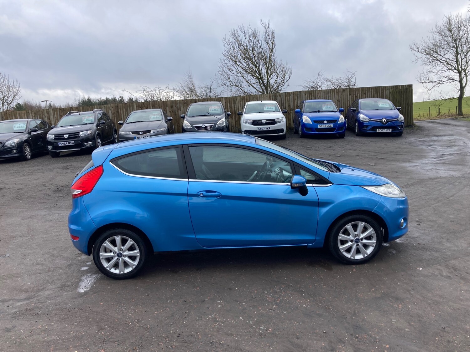 Used Ford Fiesta 2010 for sale - 77616650: Photo 6