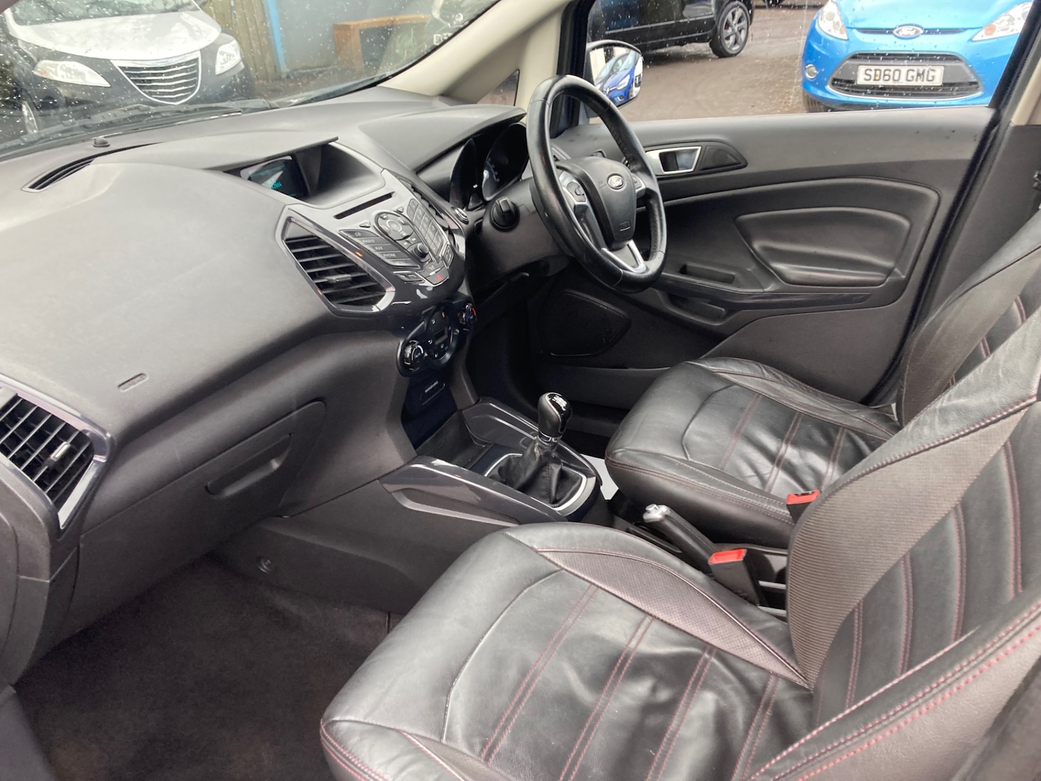 Used Ford Ecosport 2015 for sale - 77571051: Photo 7