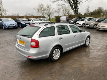 Used Skoda Octavia 2011 for sale - 77164812: Photo