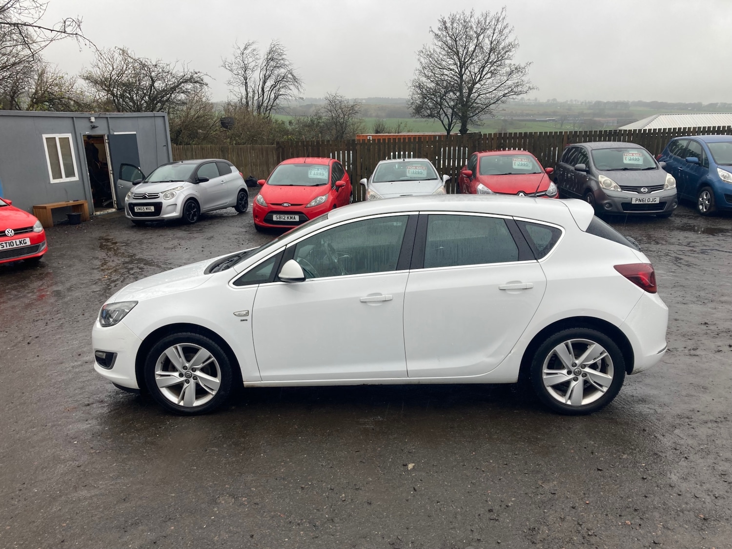 Used Vauxhall Astra 2014 for sale - 76612662: Photo 2