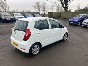 Used Hyundai i10 2013 for sale - 77516167: Photo