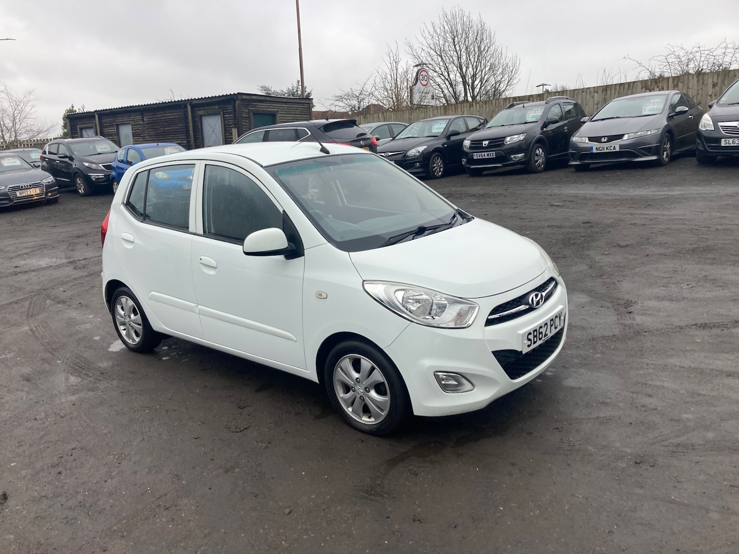 Used Hyundai i10 2013 for sale - 77516167: Photo 5