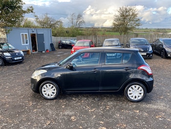 Used Suzuki Swift 2011 for sale - 76325059: Photo 2