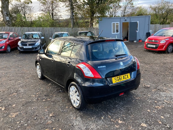 Used Suzuki Swift 2011 for sale - 76325059: Photo 3