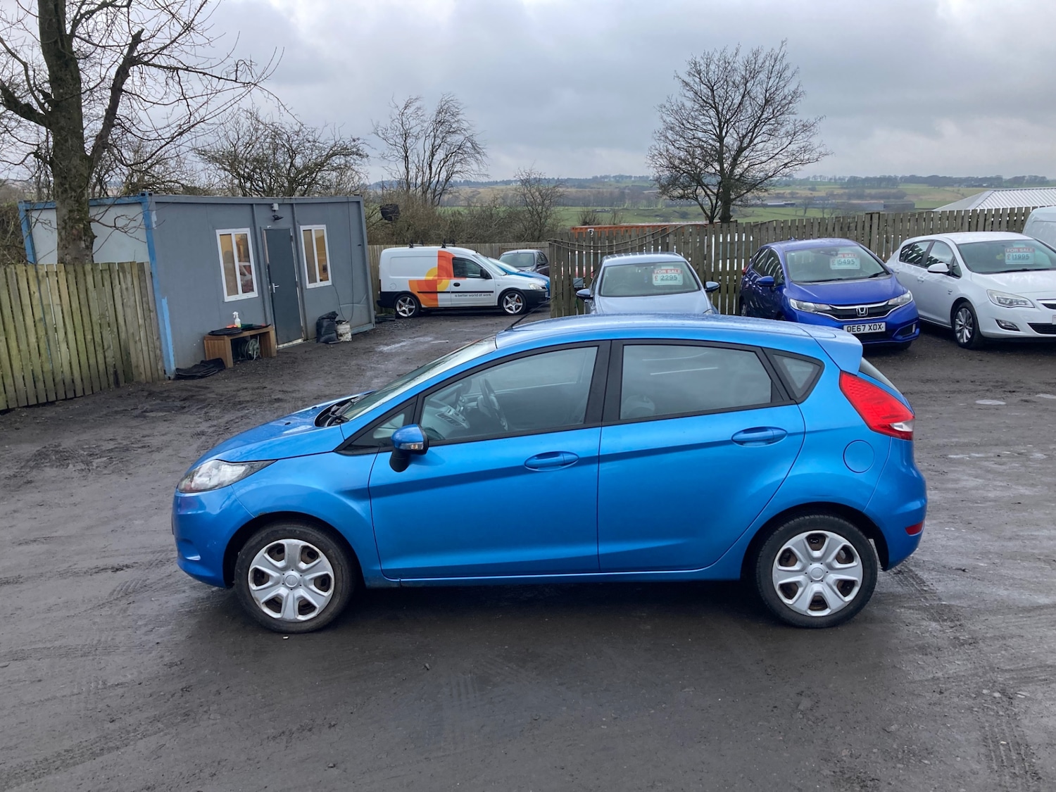 Used Ford Fiesta 2010 for sale - 77406525: Photo 2