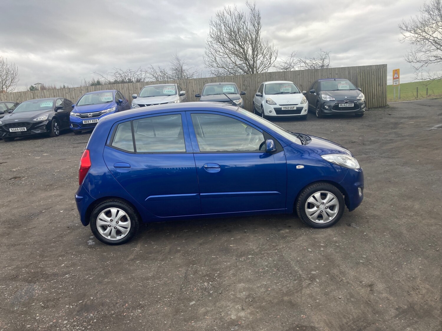 Used Hyundai i10 2013 for sale - 77935419: Photo 6