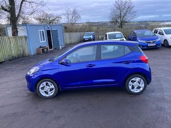 Used Hyundai i10 2021 for sale - 77661892: Photo