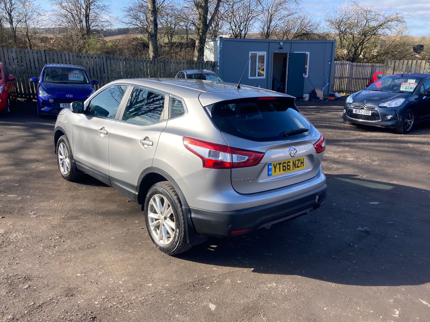 Used Nissan Qashqai 2016 for sale - 77731878: Photo 3