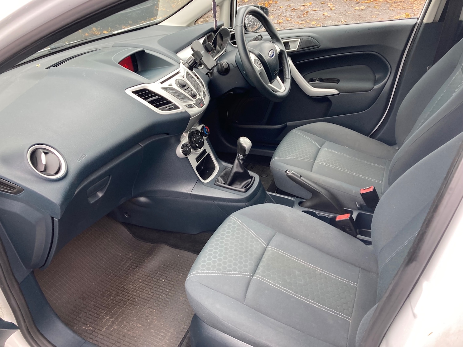 Used Ford Fiesta 2012 for sale - 76364994: Photo 7