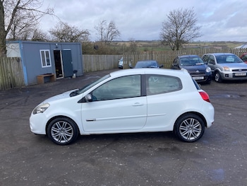 Used Renault Clio 2012 for sale - 77902627: Photo