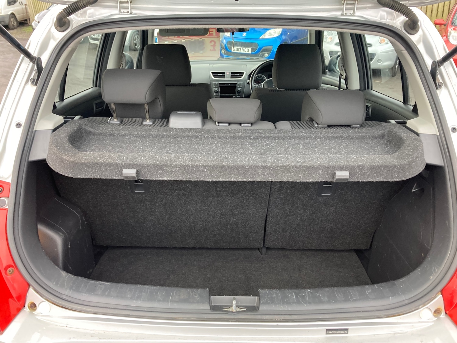 Used Suzuki Swift 2011 for sale - 77264671: Photo 8