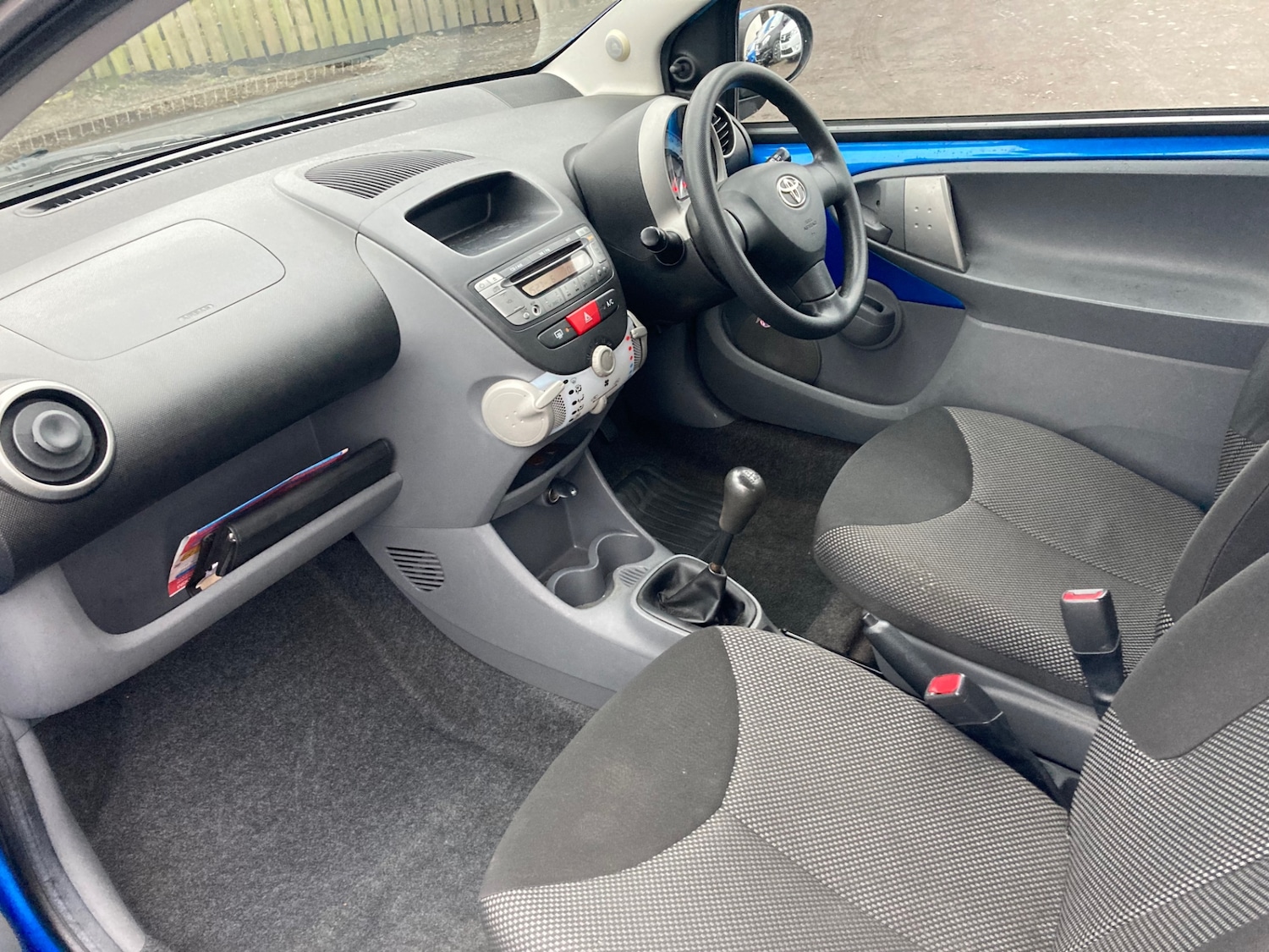 Used Toyota AYGO 2011 for sale - 77639521: Photo 6