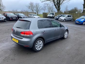 Used Volkswagen Golf 2010 for sale - 77298419: Photo