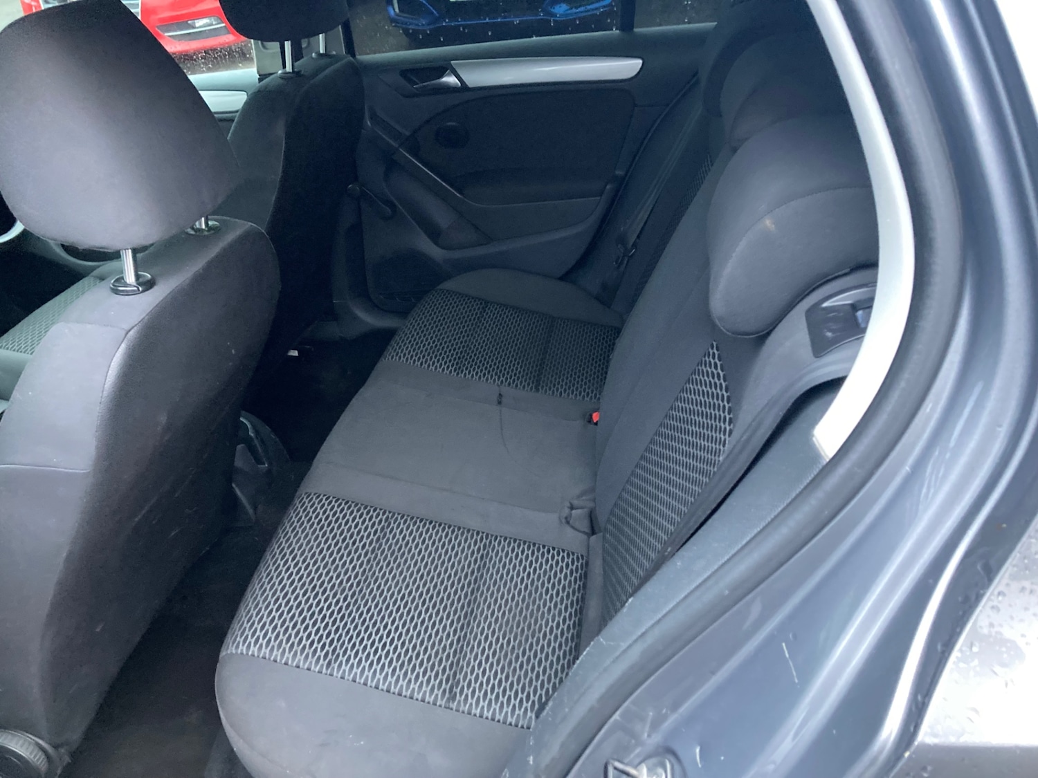 Used Volkswagen Golf 2010 for sale - 77298419: Photo 8