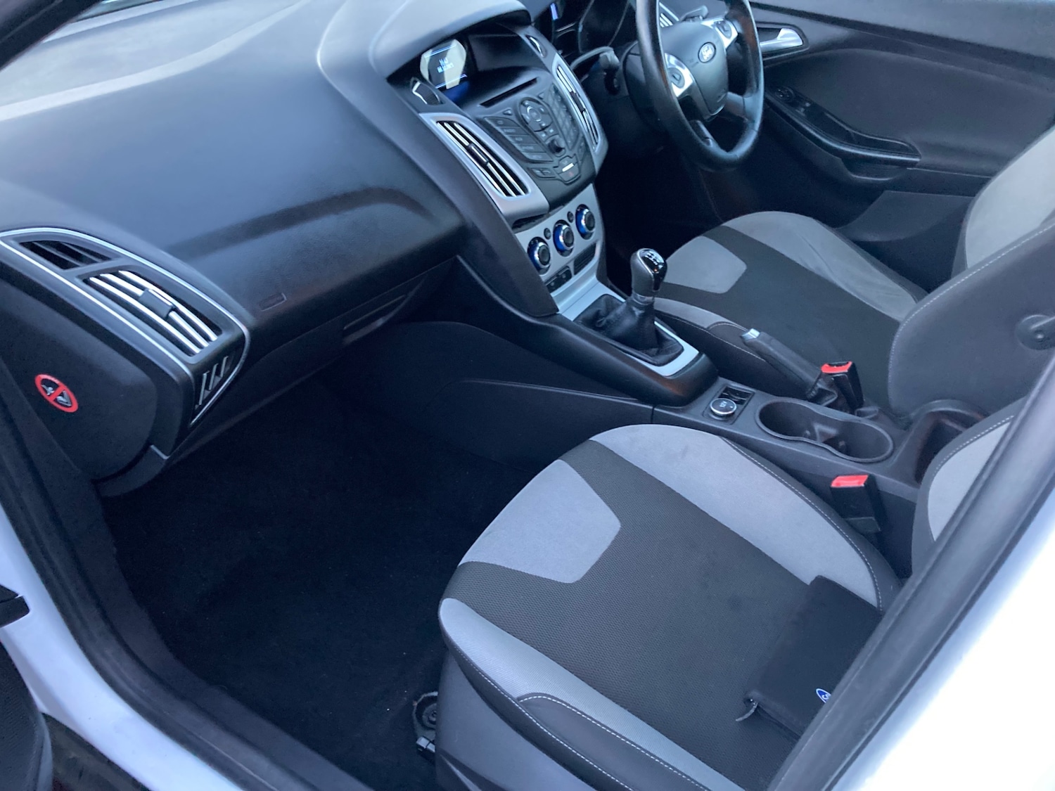 Used Ford Focus 2013 for sale - 76862844: Photo 7