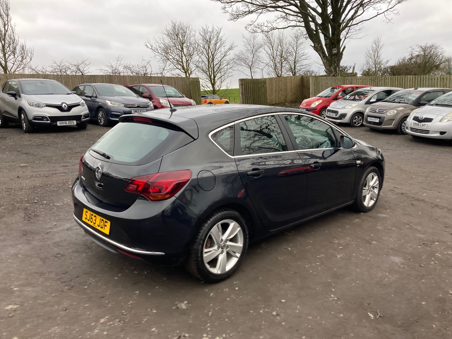 Used Vauxhall Astra 2013 for sale - 77052243: Photo 4