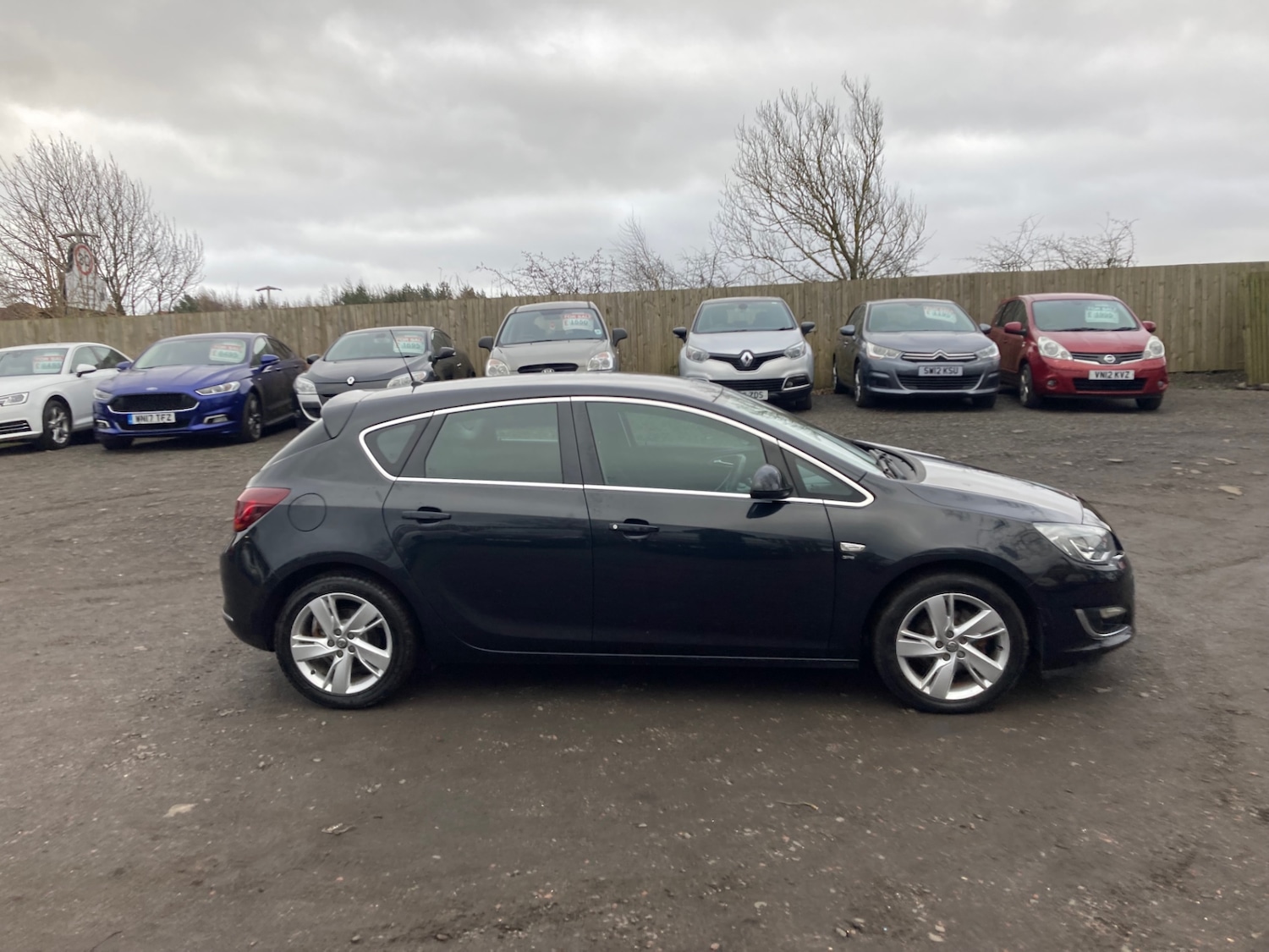 Used Vauxhall Astra 2013 for sale - 77052243: Photo 6