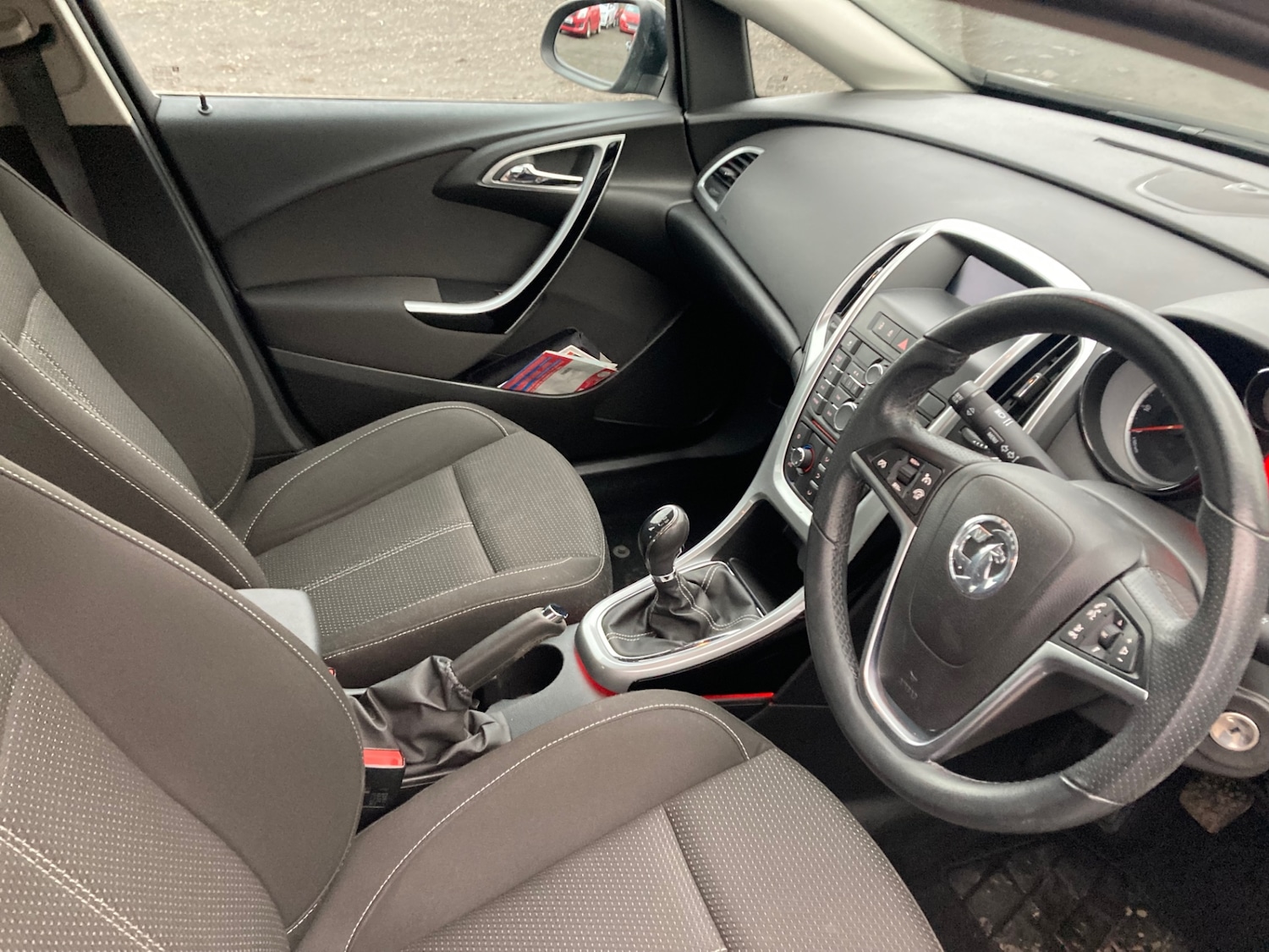 Used Vauxhall Astra 2013 for sale - 77052243: Photo 7