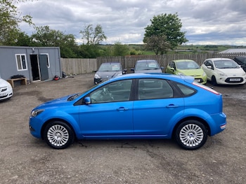 Used Ford Focus 2010 for sale - 78603940: Photo
