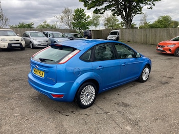 Used Ford Focus 2010 for sale - 78603940: Photo