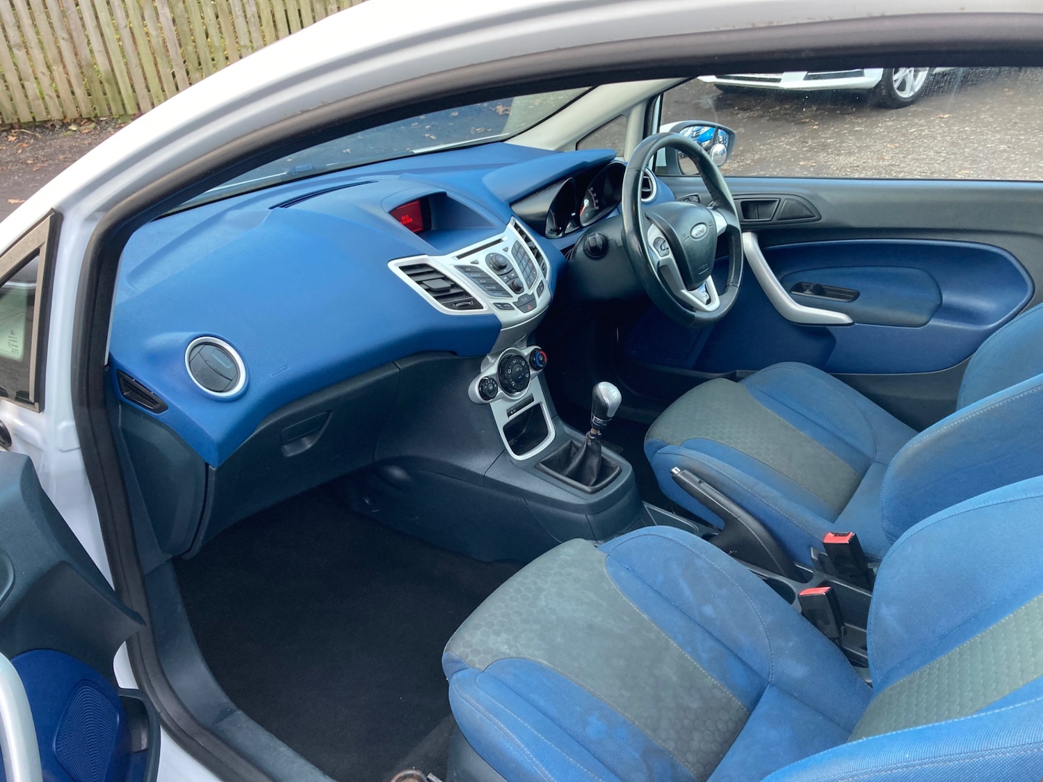 Used Ford Fiesta 2010 for sale - 76533620: Photo 7