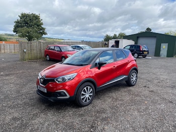 Used Renault Captur 2019 for sale - 79429577: Photo