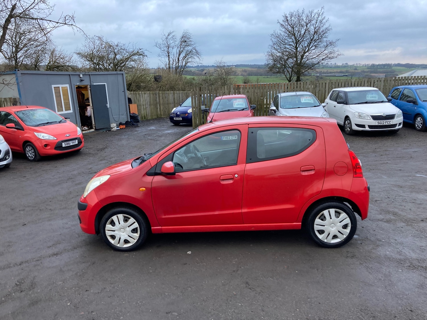 Used Nissan Pixo 2010 for sale - 76808073: Photo 2