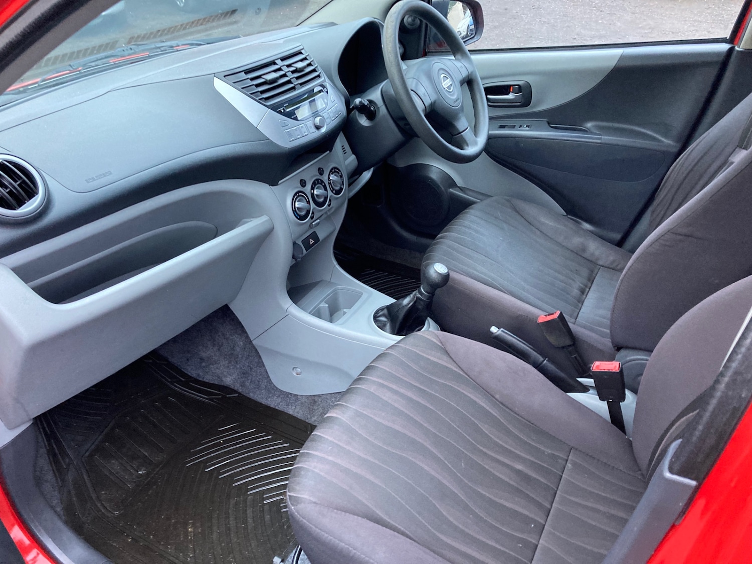 Used Nissan Pixo 2010 for sale - 76808073: Photo 7