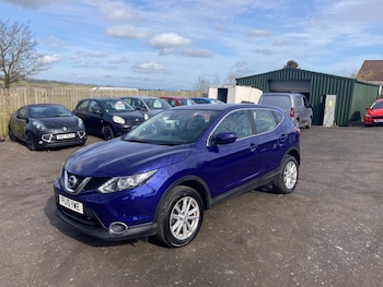 Used Nissan Qashqai 2015 for sale - 77998299: Photo