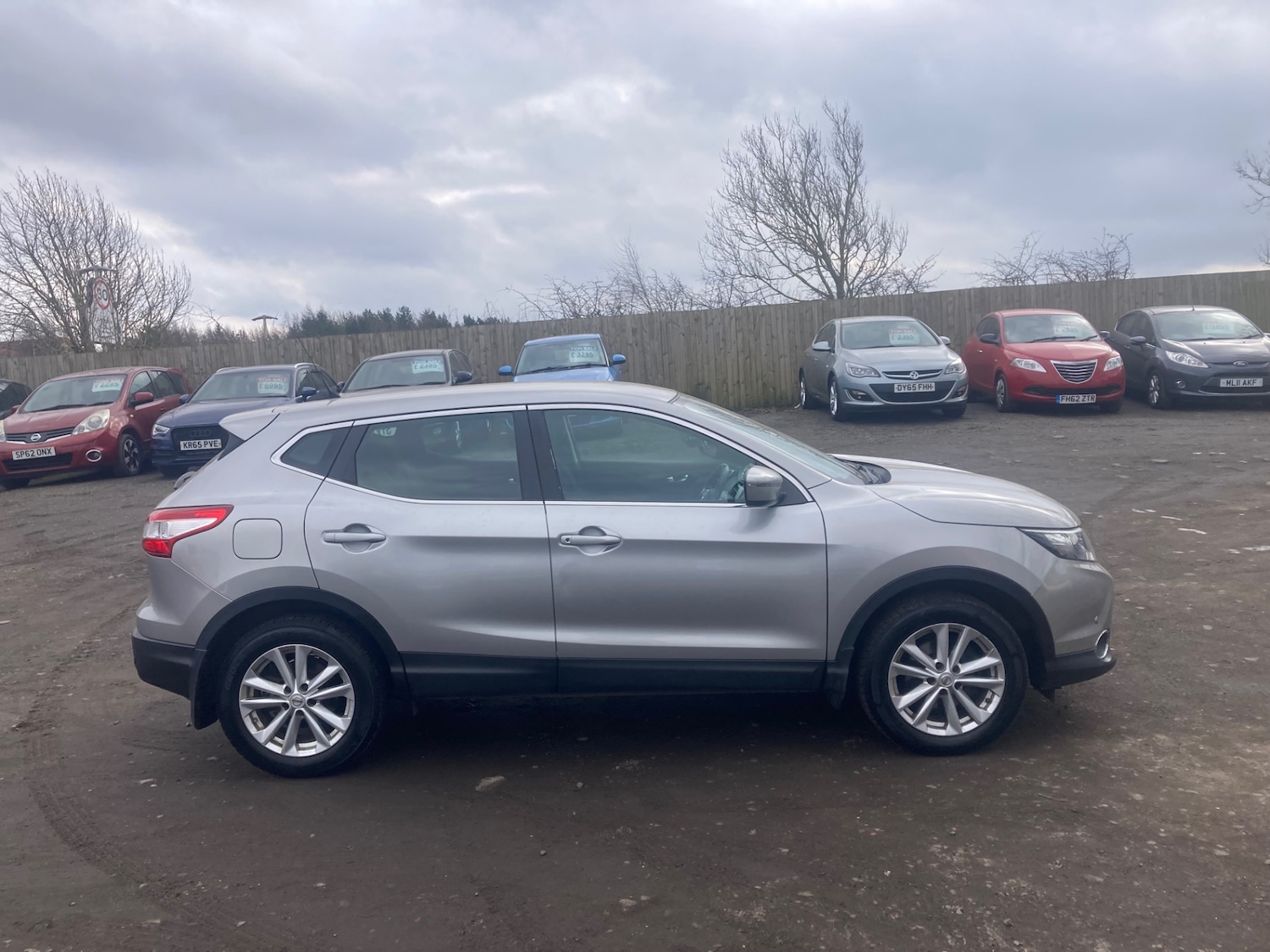 Used Nissan Qashqai 2016 for sale - 77744363: Photo 6