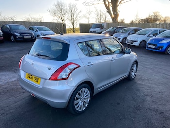 Used Suzuki Swift 2011 for sale - 77250826: Photo