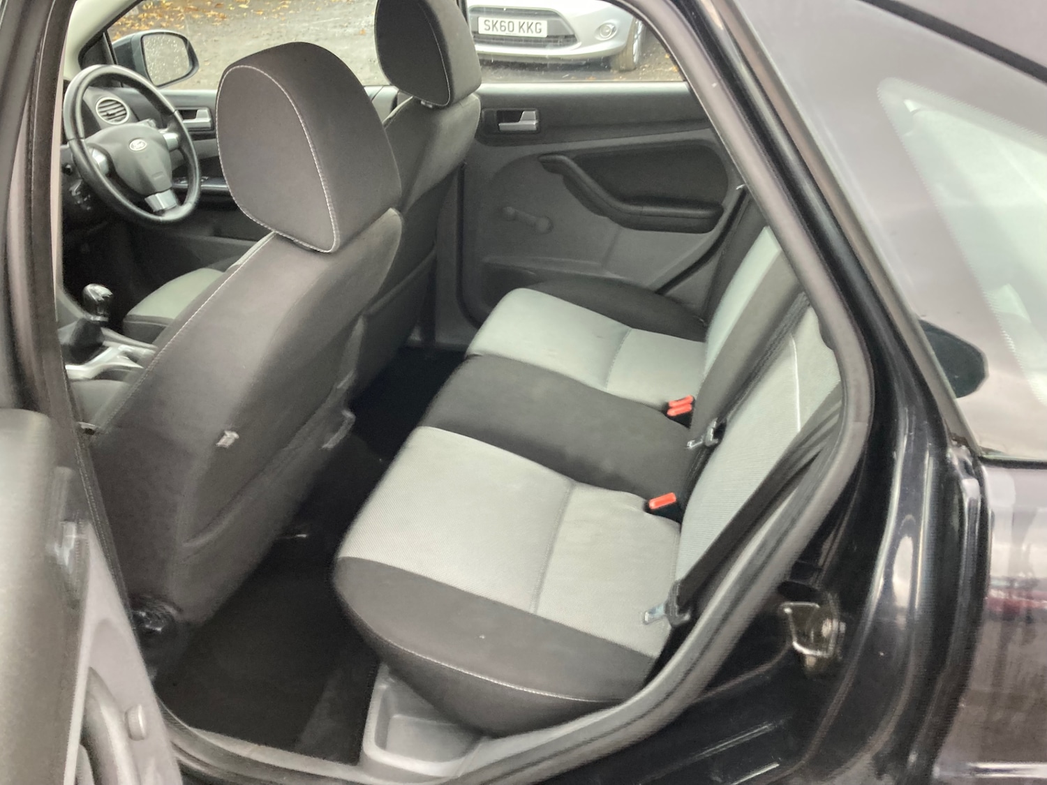 Used Ford Focus 2010 for sale - 76488517: Photo 8