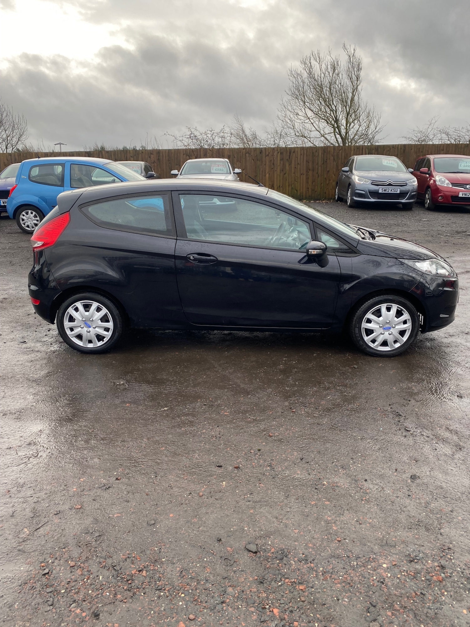 Used Ford Fiesta 2011 for sale - 76885225: Photo 6