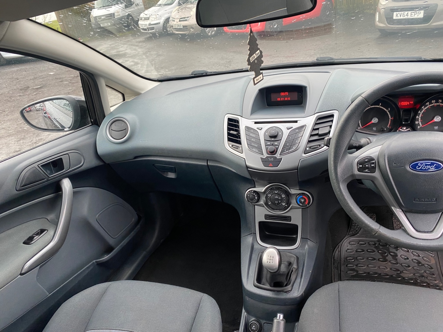 Used Ford Fiesta 2011 for sale - 76885225: Photo 7