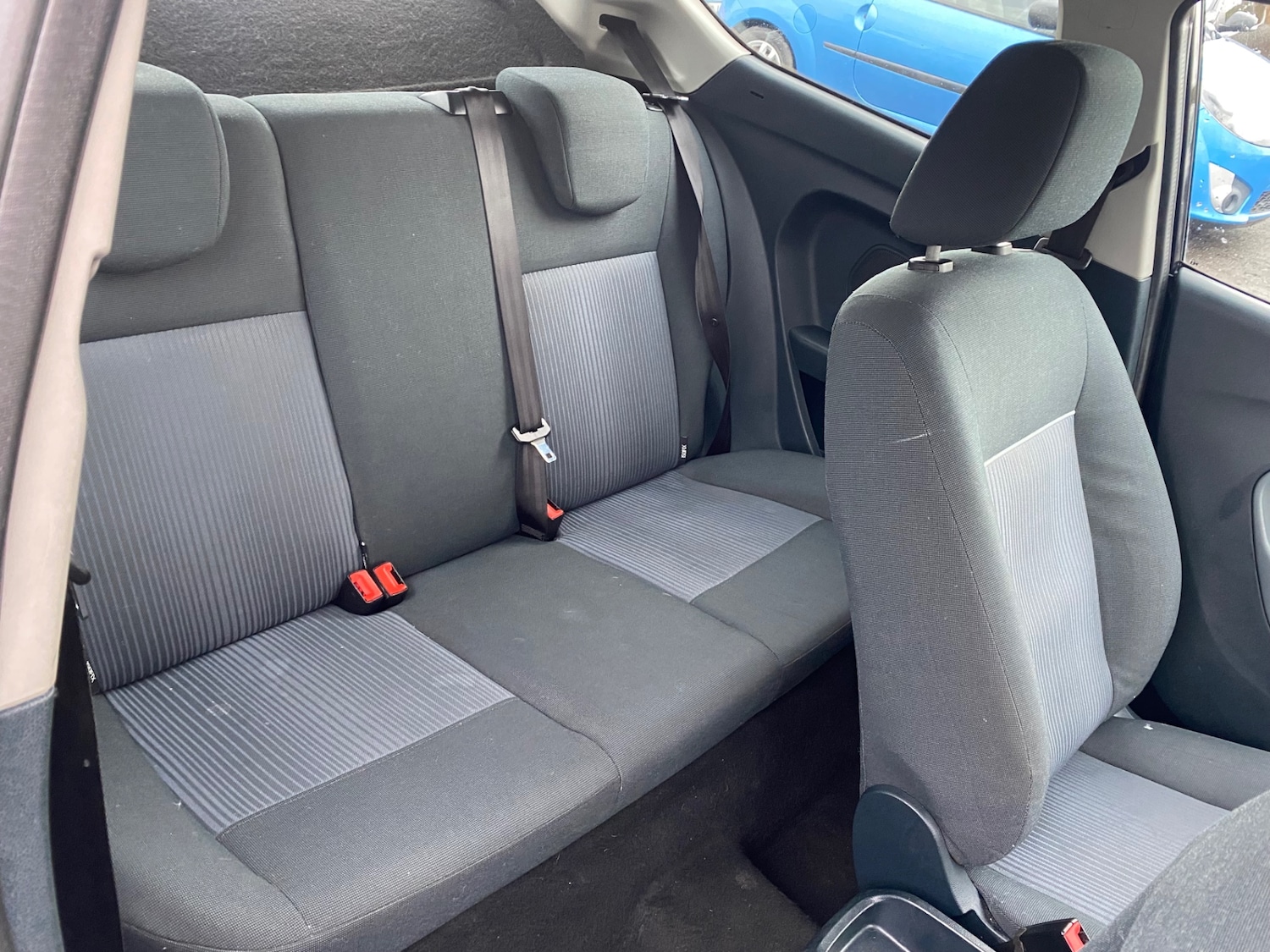 Used Ford Fiesta 2011 for sale - 76885225: Photo 8