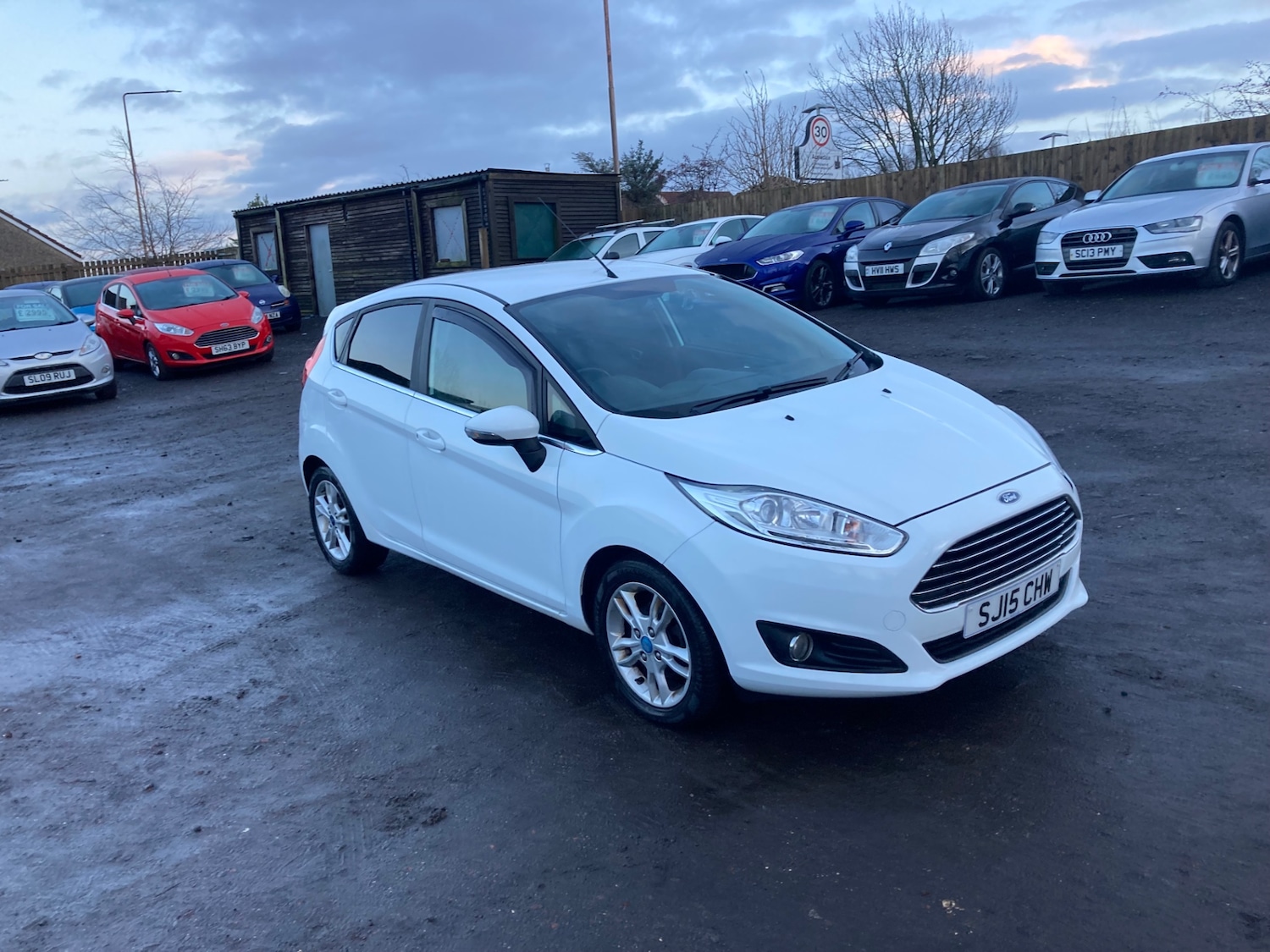 Used Ford Fiesta 2015 for sale - 76945410: Photo 5