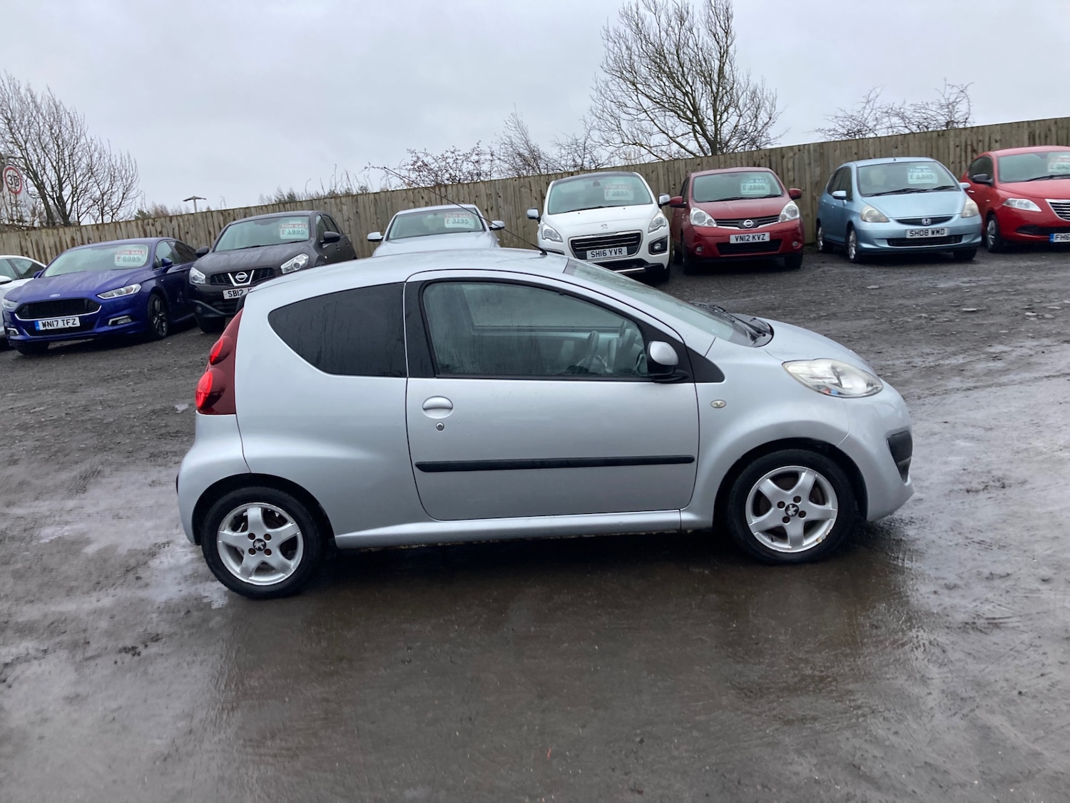 Used Peugeot 107 2012 for sale - 76712245: Photo 6