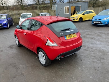 Used Chrysler Ypsilon 2013 for sale - 77803479: Photo