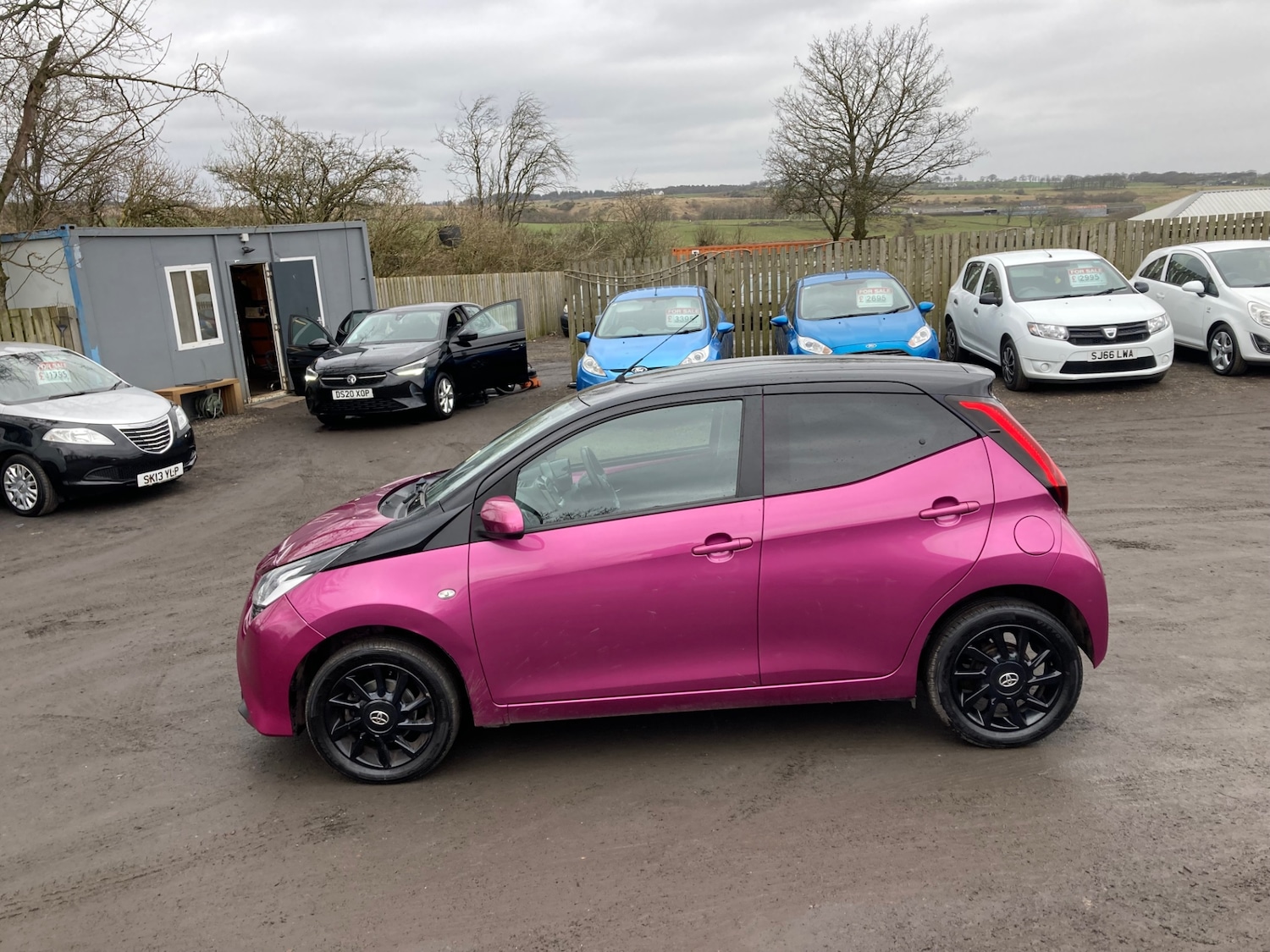 Used Toyota AYGO 2018 for sale - 77607921: Photo 2