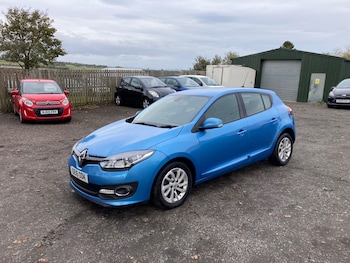 Used Renault Megane 2016 for sale - 76171353: Photo