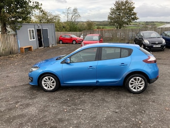 Used Renault Megane 2016 for sale - 76171353: Photo
