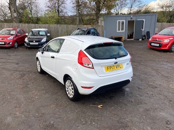 Used Ford Fiesta 2017 for sale - 76531069: Photo