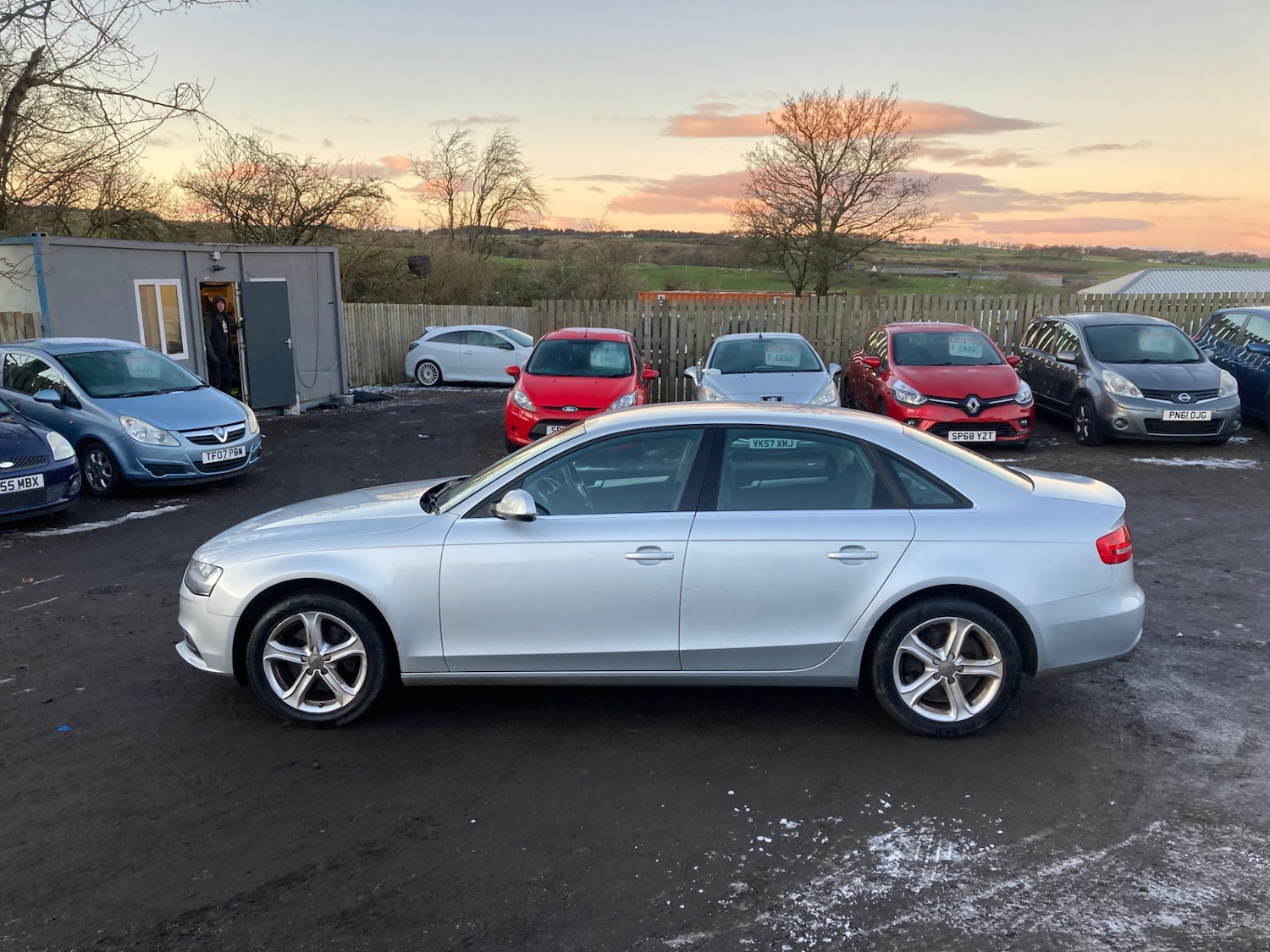 Used Audi A4 2013 for sale - 76853870: Photo 2