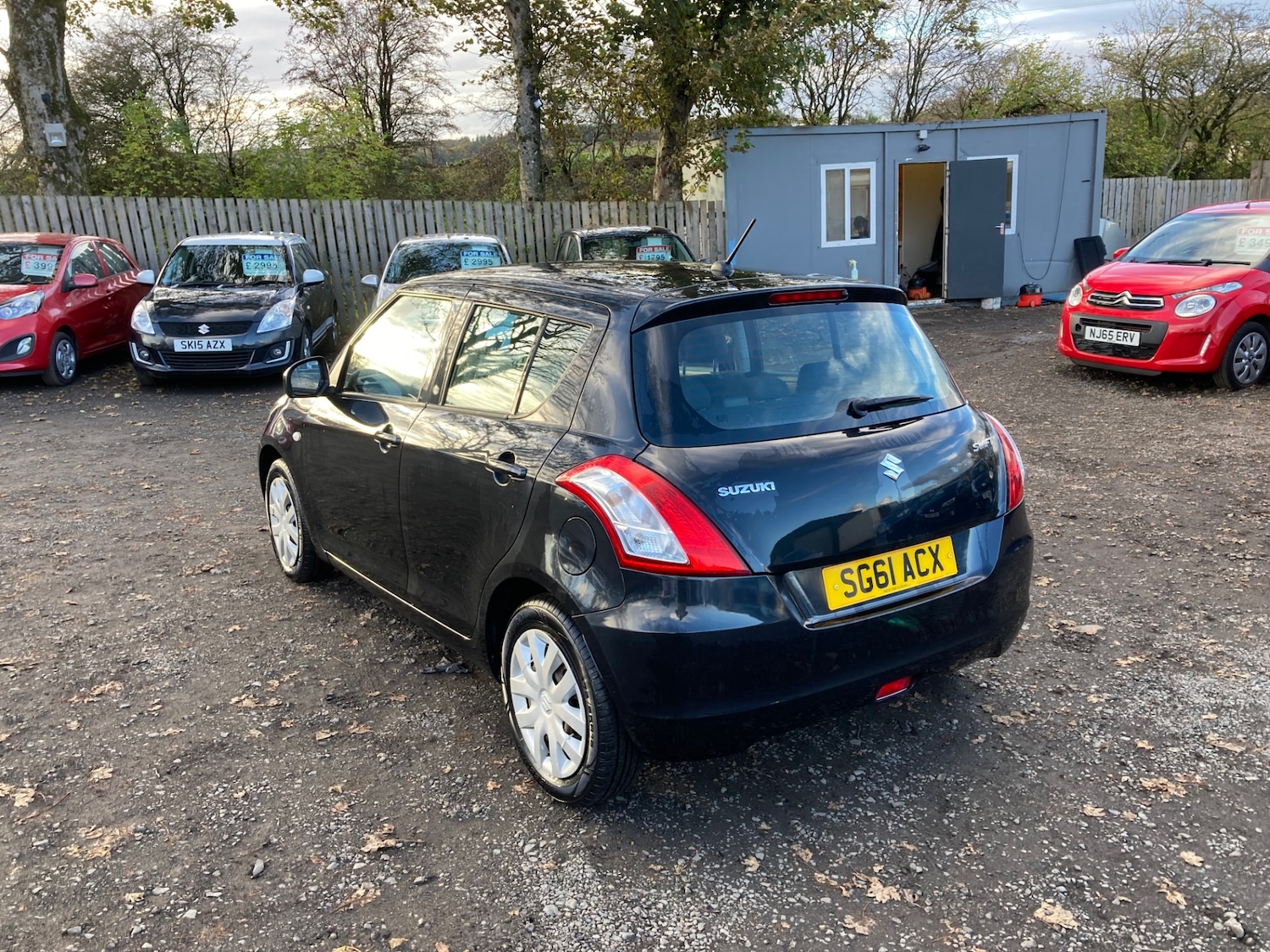 Used Suzuki Swift 2011 for sale - 76392426: Photo 5