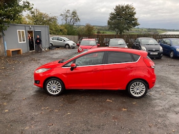 Used Ford Fiesta 2013 for sale - 76146290: Photo 2