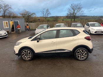 Used Renault Captur 2017 for sale - 77005434: Photo