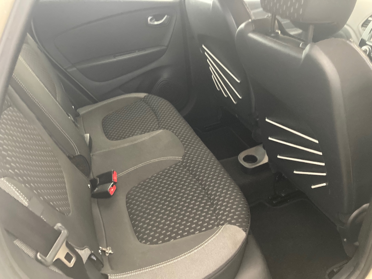 Used Renault Captur 2017 for sale - 77005434: Photo 8