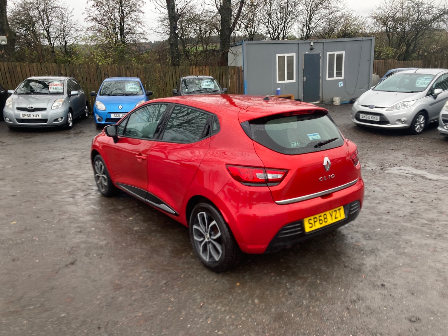 Used Renault Clio 2018 for sale - 76845316: Photo 3
